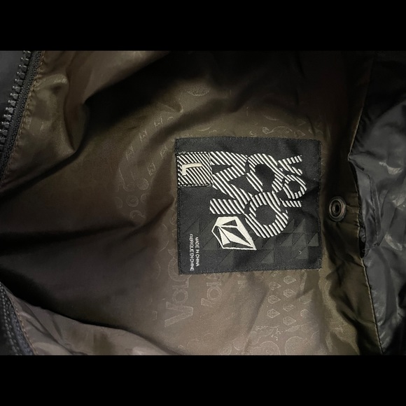 Boys Volcom jacket - Picture 3 of 3